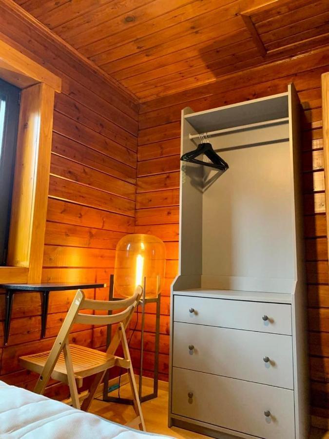 Gites Douillets : Chalet Sur Pilotis Houyet المظهر الخارجي الصورة